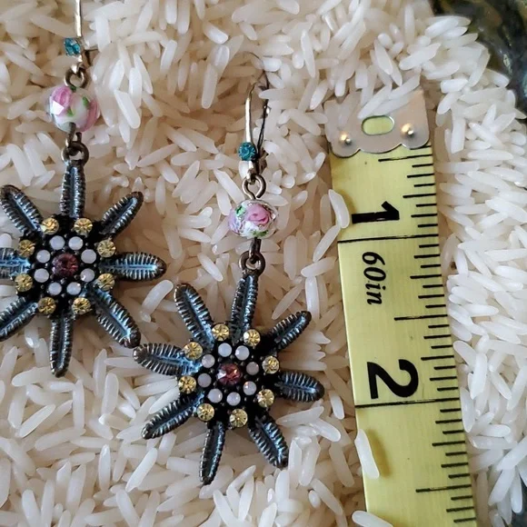 Earrings Betsey Johnson - Picture 3 of 3